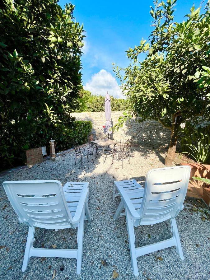Appartement Il Giardino Di Athena 1 à Paestum Extérieur photo