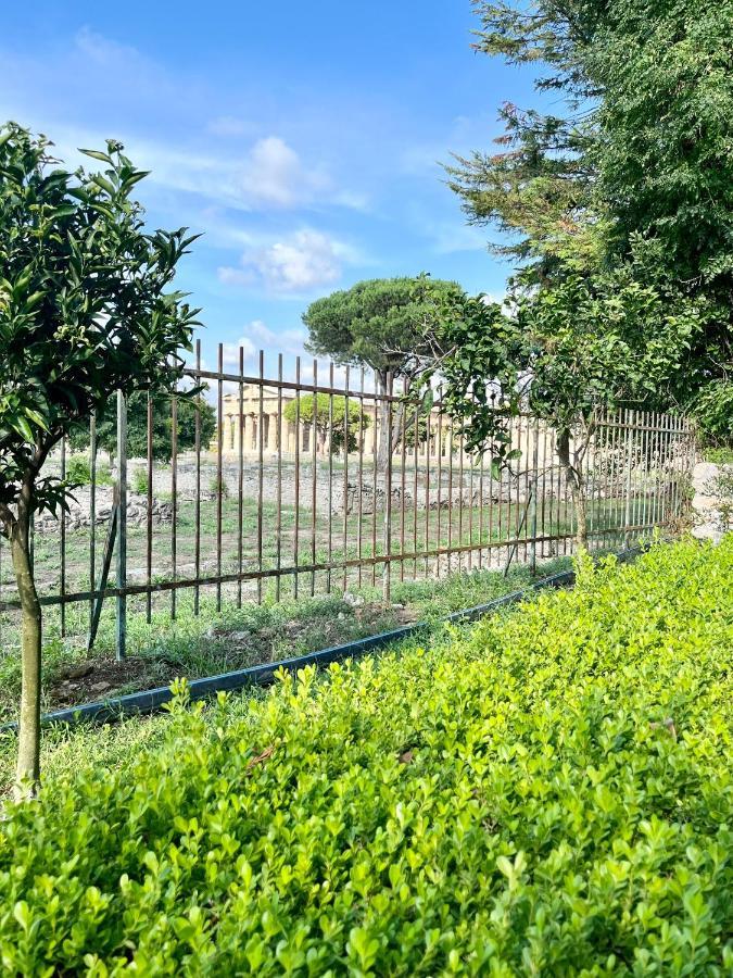 Appartement Il Giardino Di Athena 1 à Paestum Extérieur photo