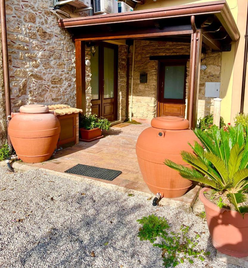 Appartement Il Giardino Di Athena 1 à Paestum Extérieur photo